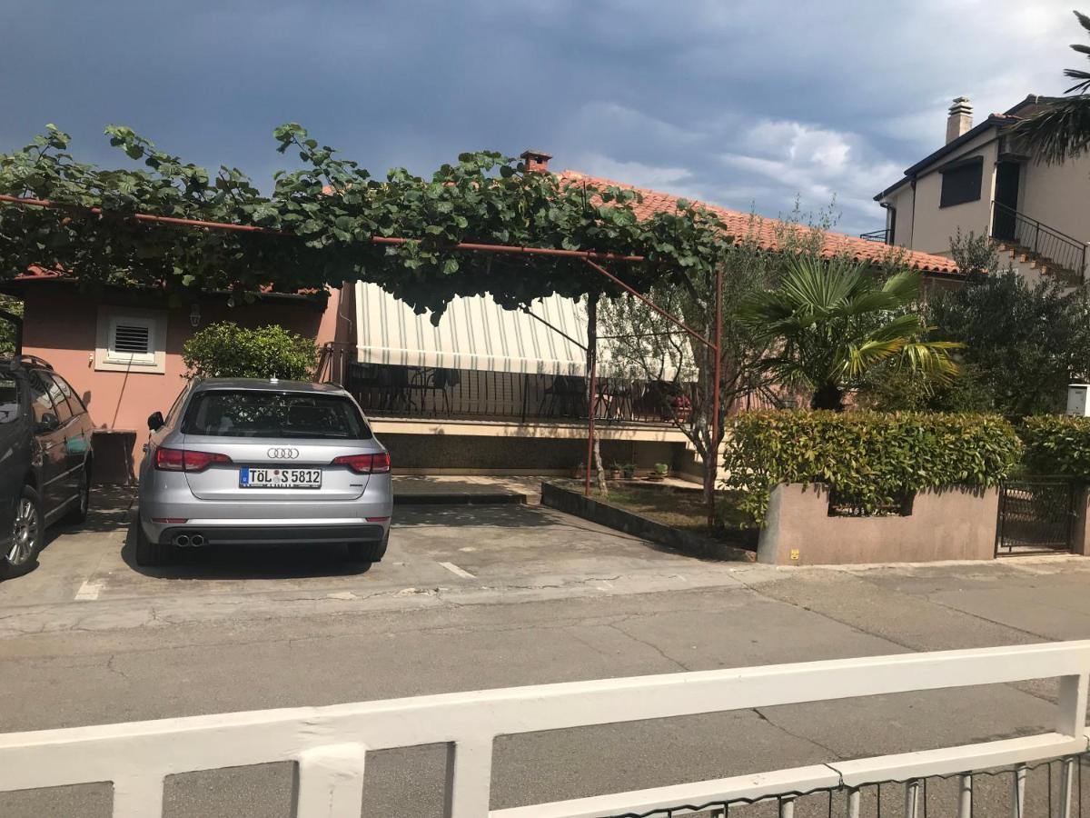 Sobe Stefanija Apartamento Umago Exterior foto